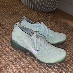 Womens Nike VaporMax